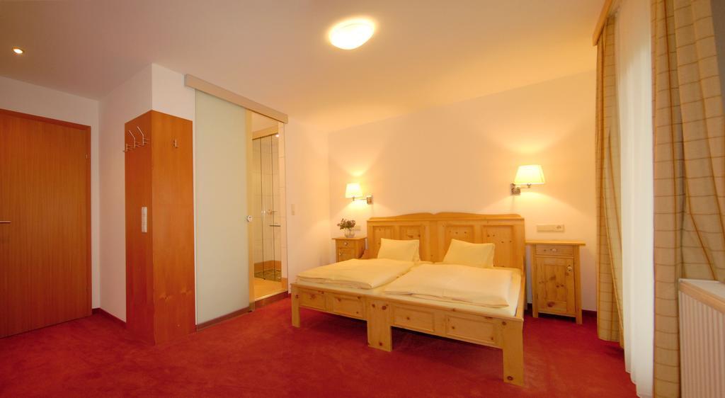 Landhotel Kielhuberhof Ramsau am Dachstein Pokoj fotografie
